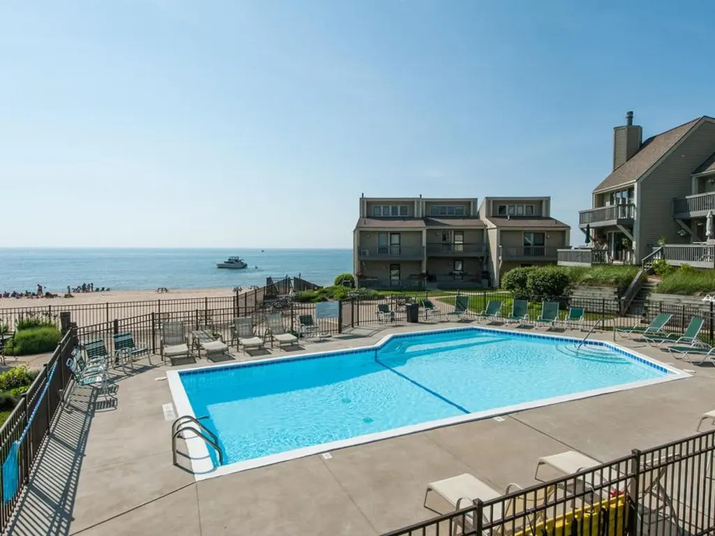 69 North Shore Drive South Haven City MI 49090