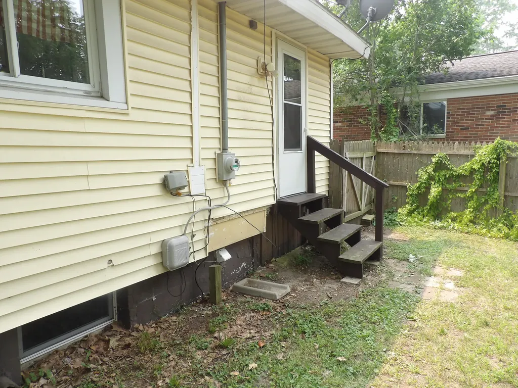 921 Burns Street Niles City MI 49120
