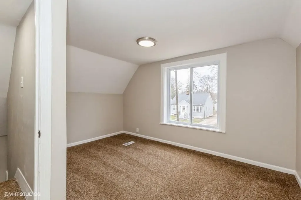 979 Lavette Avenue Benton Harbor City MI 49022
