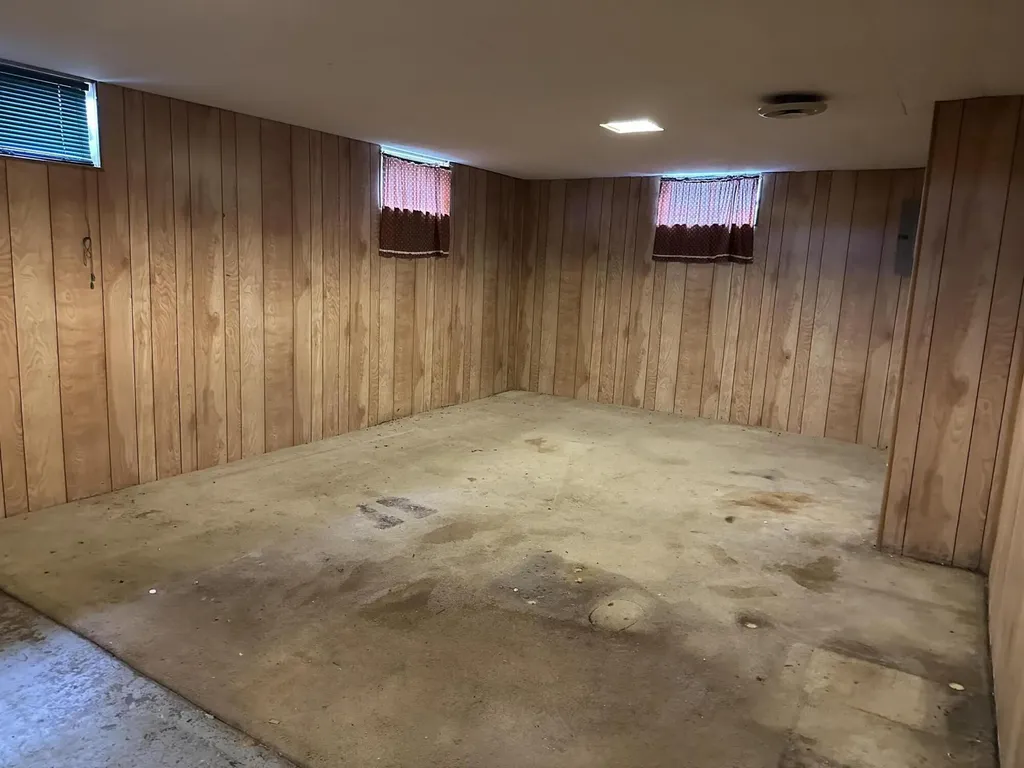 1060 Indiana Avenue Benton Charter Township MI 49022