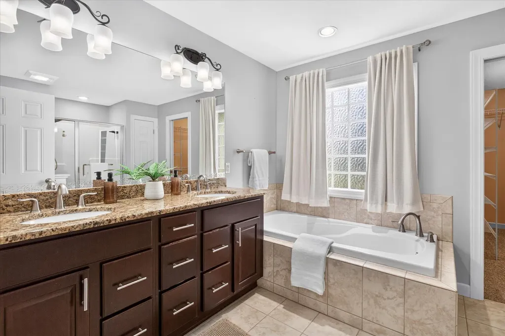 3911 Fox Crossing Drive Lincoln Charter Township MI 49085