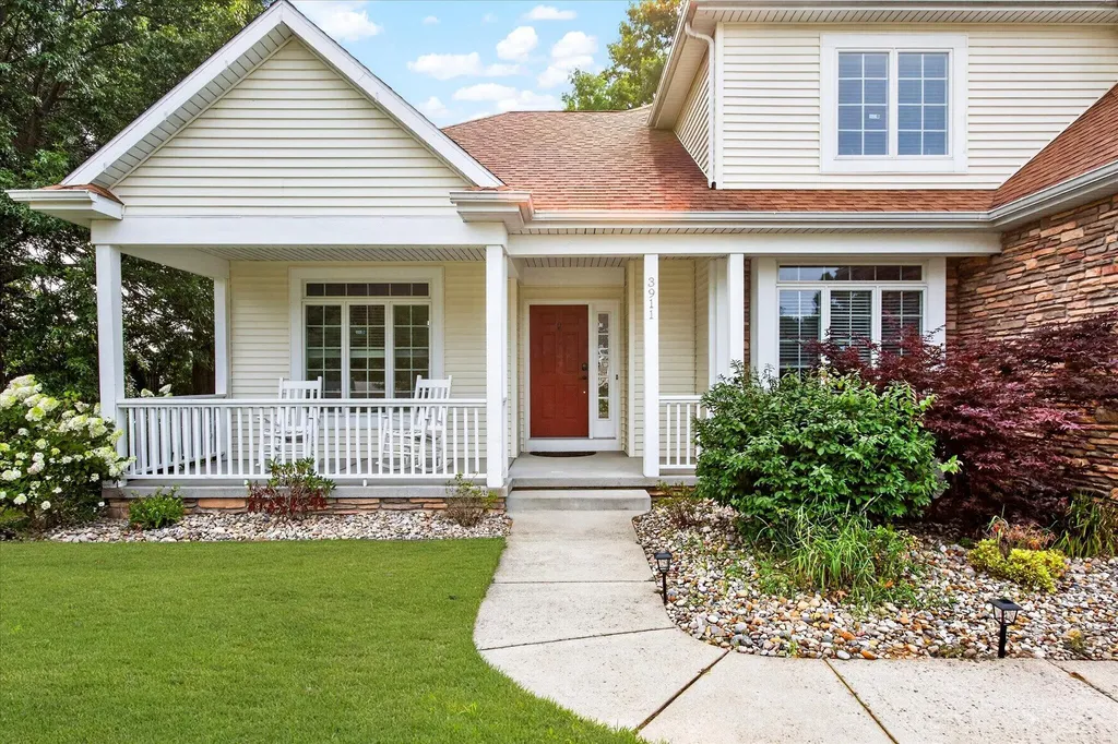 3911 Fox Crossing Drive Lincoln Charter Township MI 49085