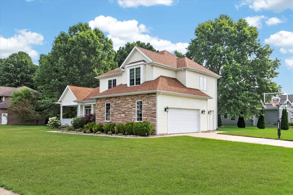 3911 Fox Crossing Drive Lincoln Charter Township MI 49085