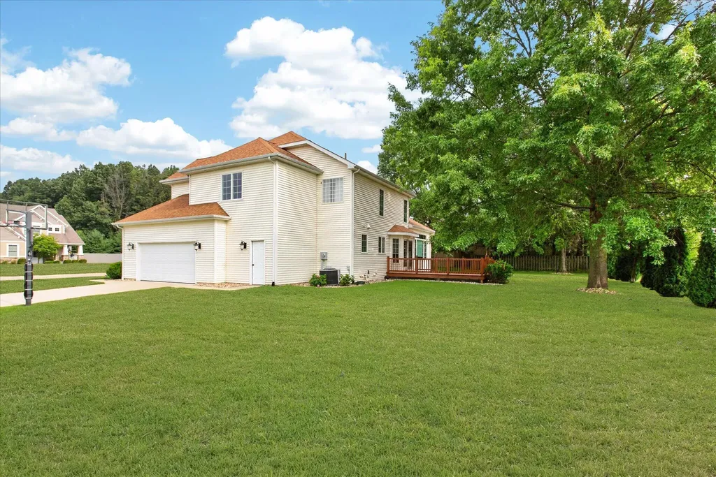 3911 Fox Crossing Drive Lincoln Charter Township MI 49085