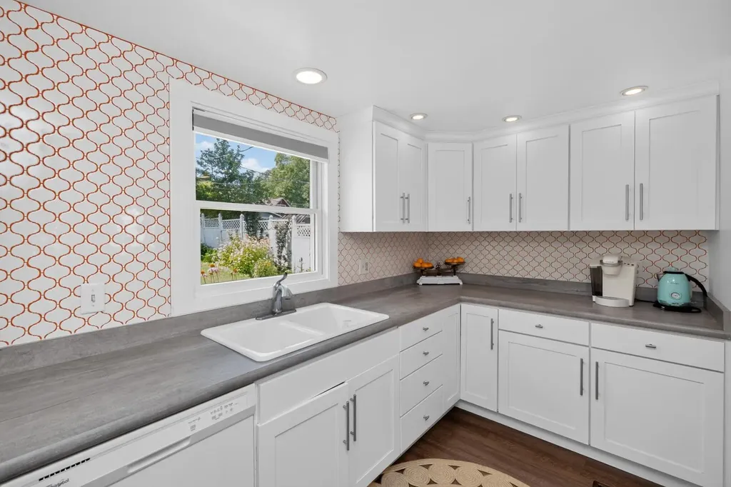 23612 S Shore Drive Ontwa Township MI 49112
