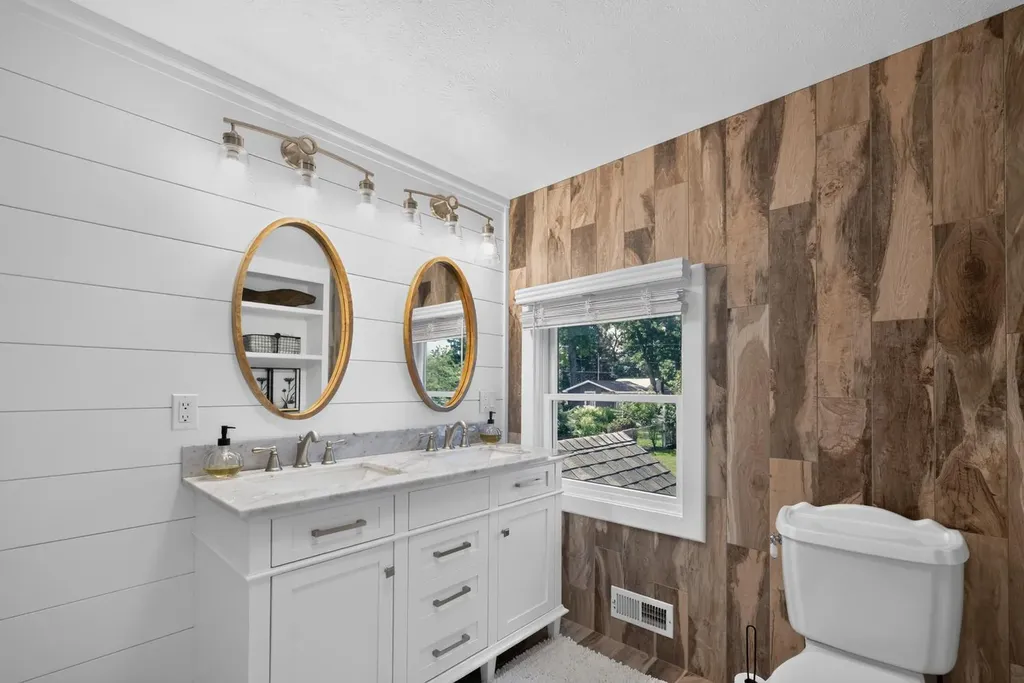 23612 S Shore Drive Ontwa Township MI 49112