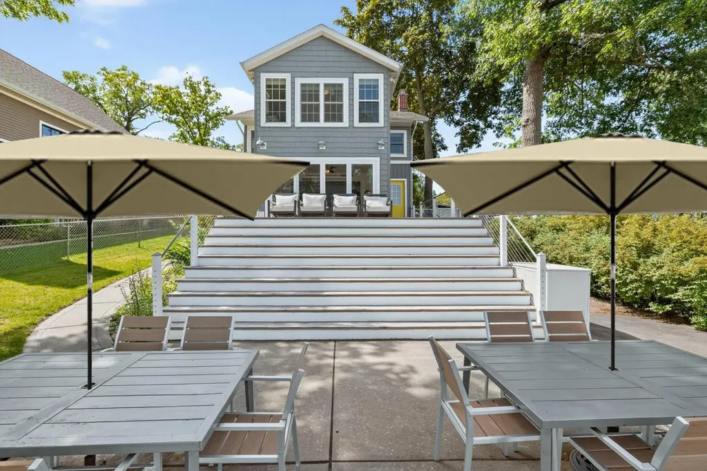 23612 S Shore Drive Ontwa Township MI 49112