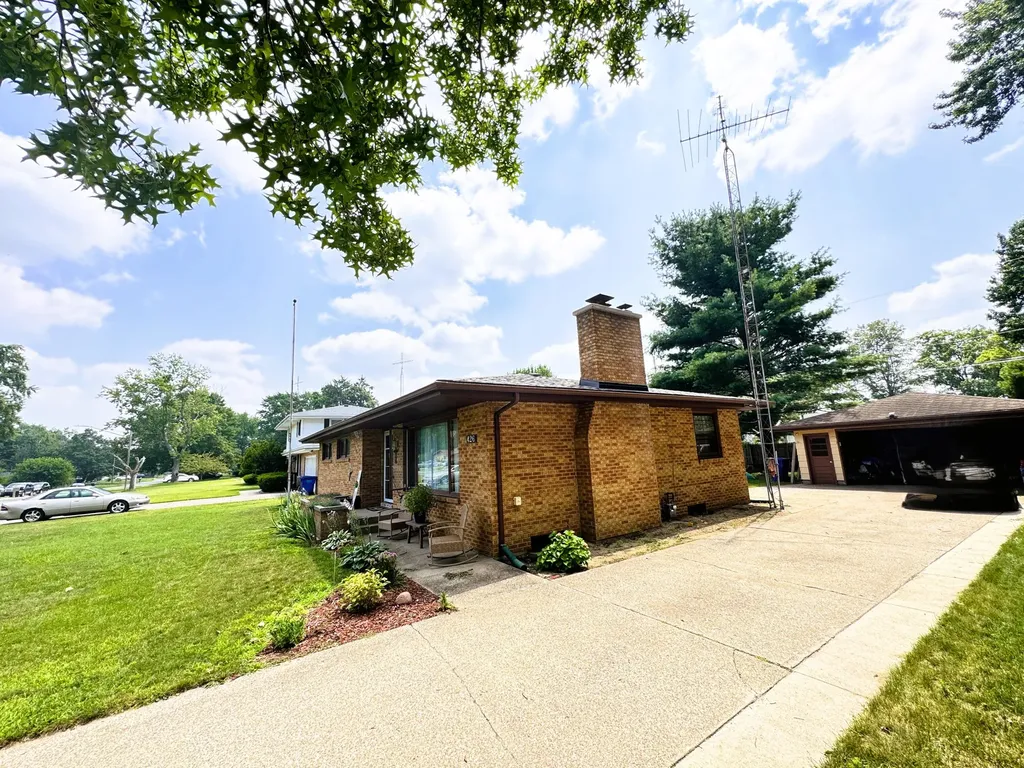 426 Eloise Drive Benton Charter Township MI 49022