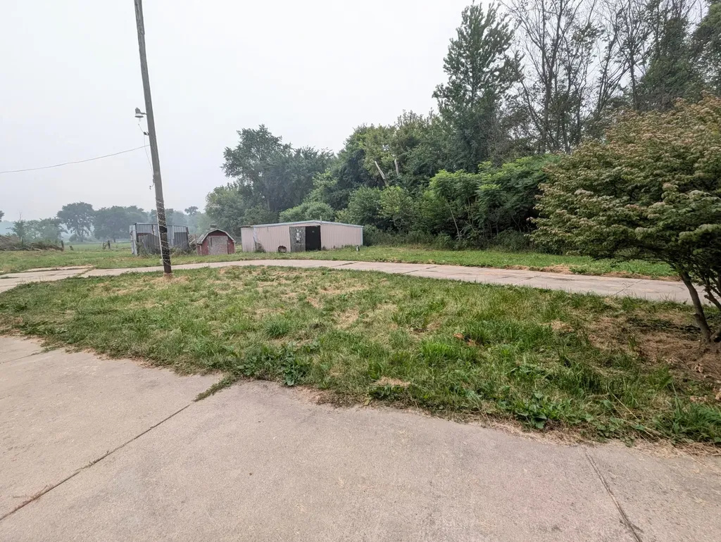 51270 92nd Avenue Hamilton Township MI 49045
