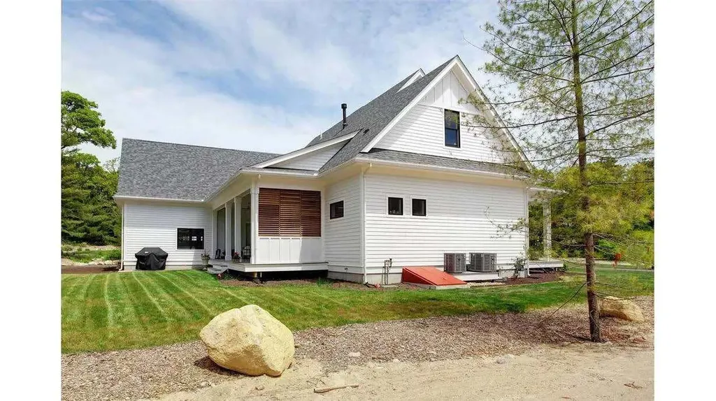 31864 Heritage Place Milton Township MI 49120