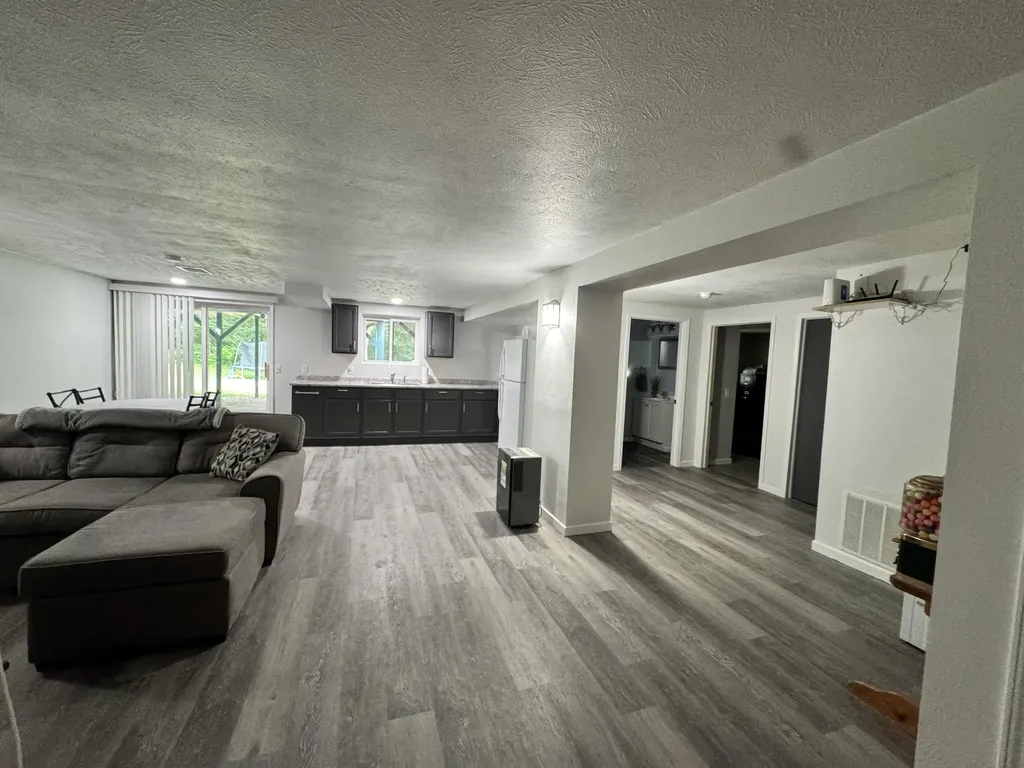 2888 Lyons Avenue Comstock Charter Township MI 49048