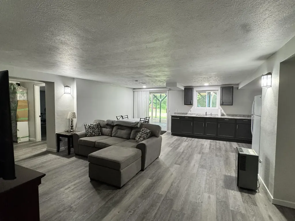 2888 Lyons Avenue Comstock Charter Township MI 49048