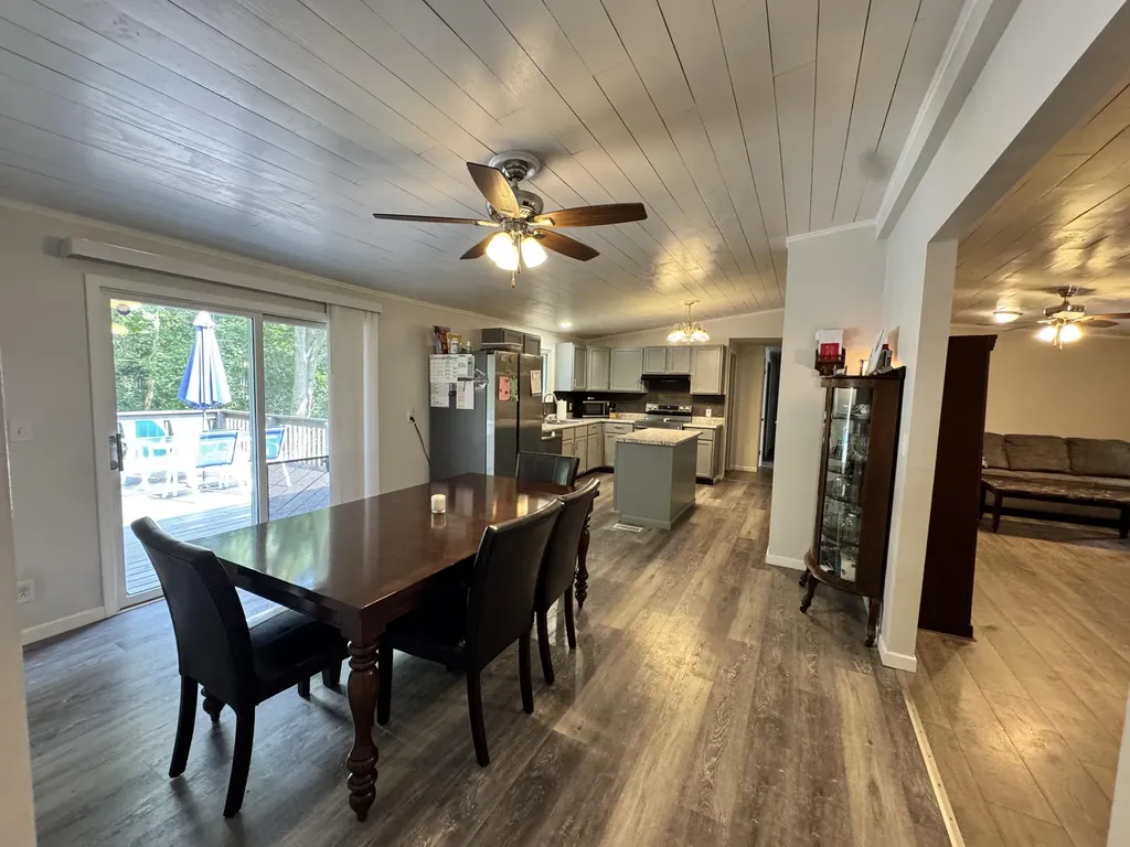 2888 Lyons Avenue Comstock Charter Township MI 49048