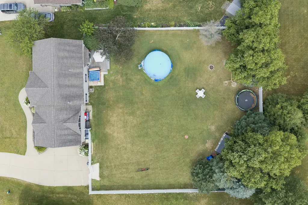 2053 Joni Lane Lincoln Charter Township MI 49127