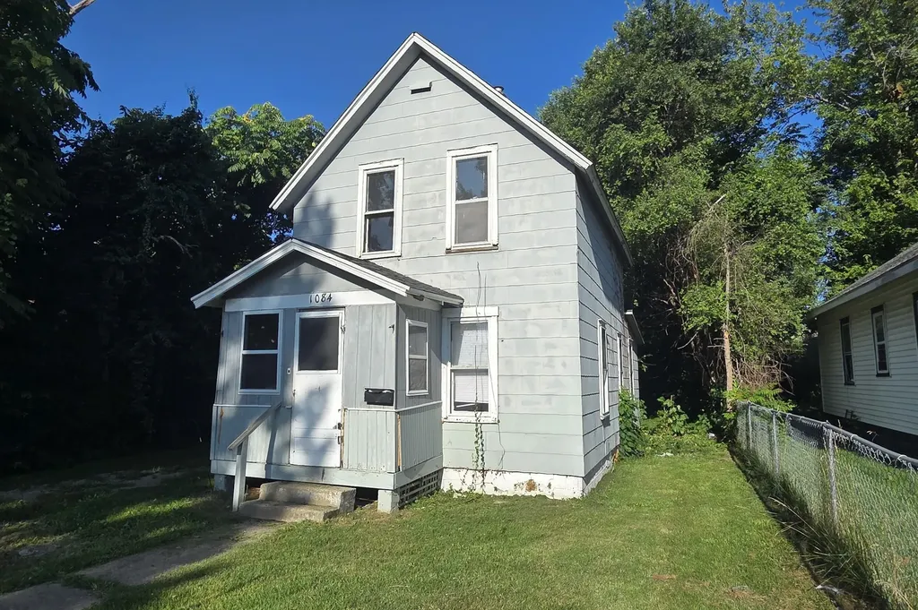 1084 Hurd Avenue Benton Harbor City MI 49022