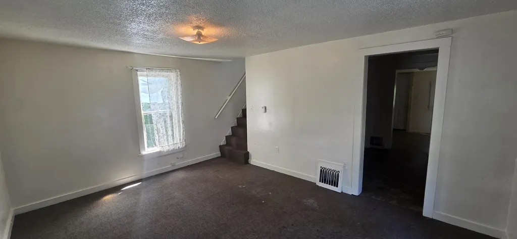 1084 Hurd Avenue Benton Harbor City MI 49022