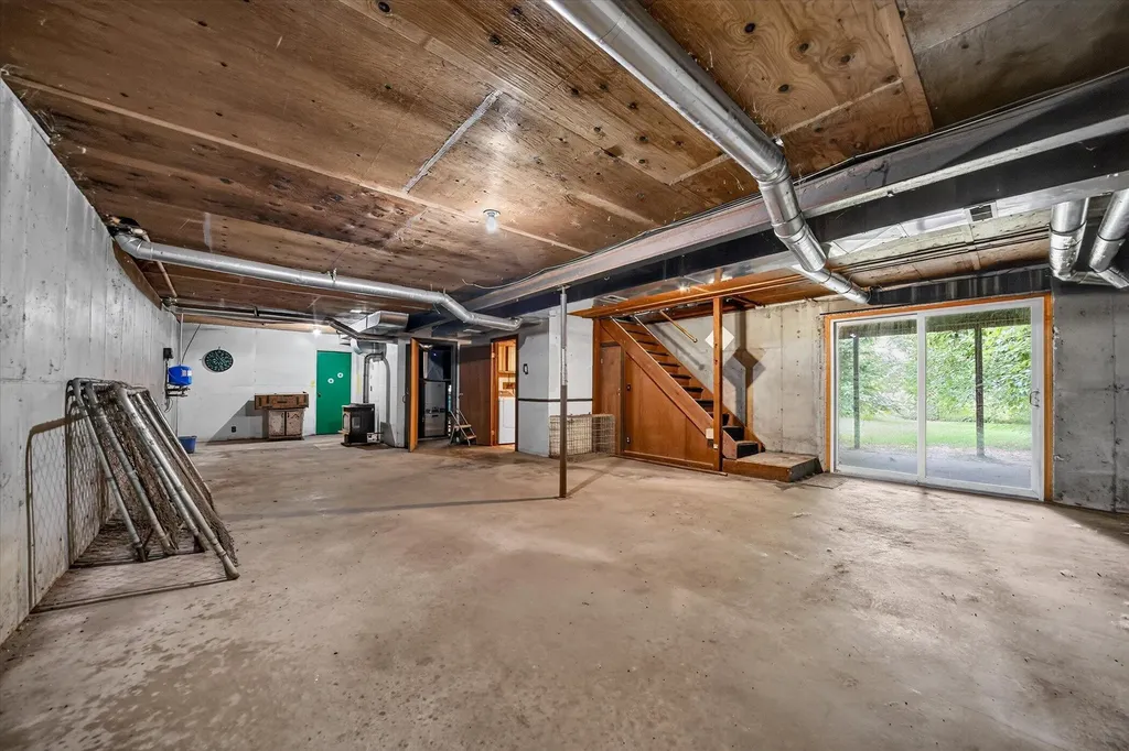 40516 County Road 669 Decatur Township MI 49045