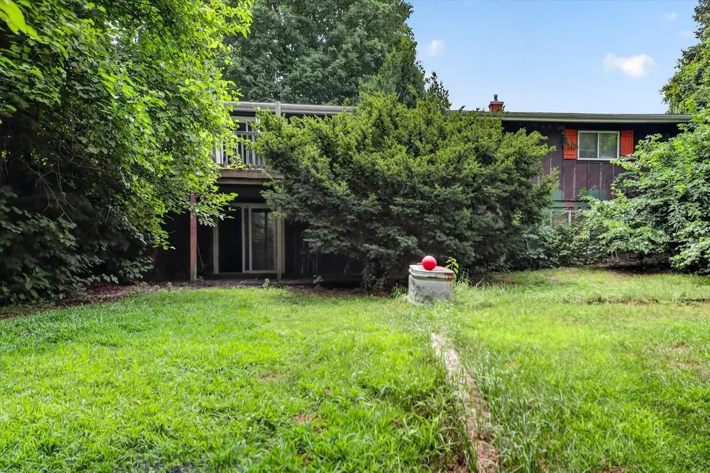 40516 County Road 669 Decatur Township MI 49045