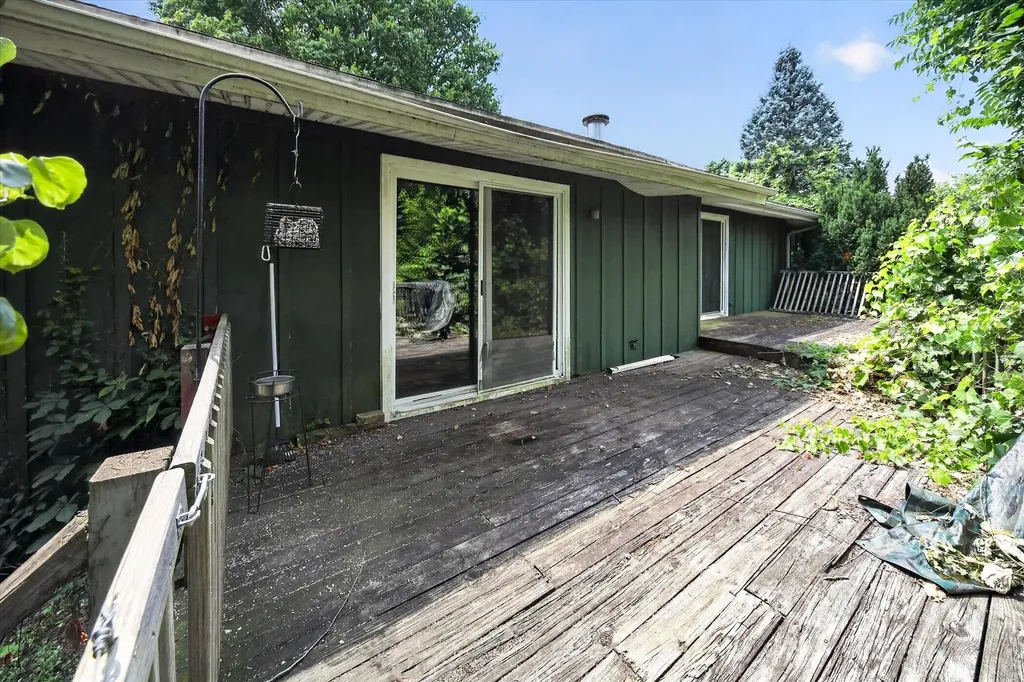 40516 County Road 669 Decatur Township MI 49045