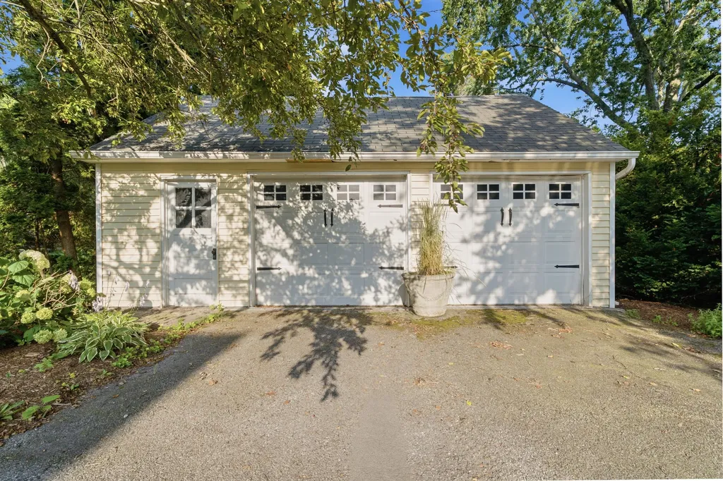 701 S Elm Street Three Oaks Village MI 49128