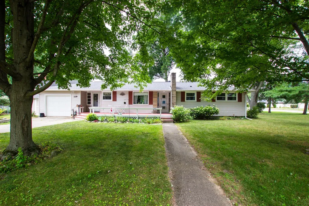 119 Cross Street Dowagiac City MI 49047