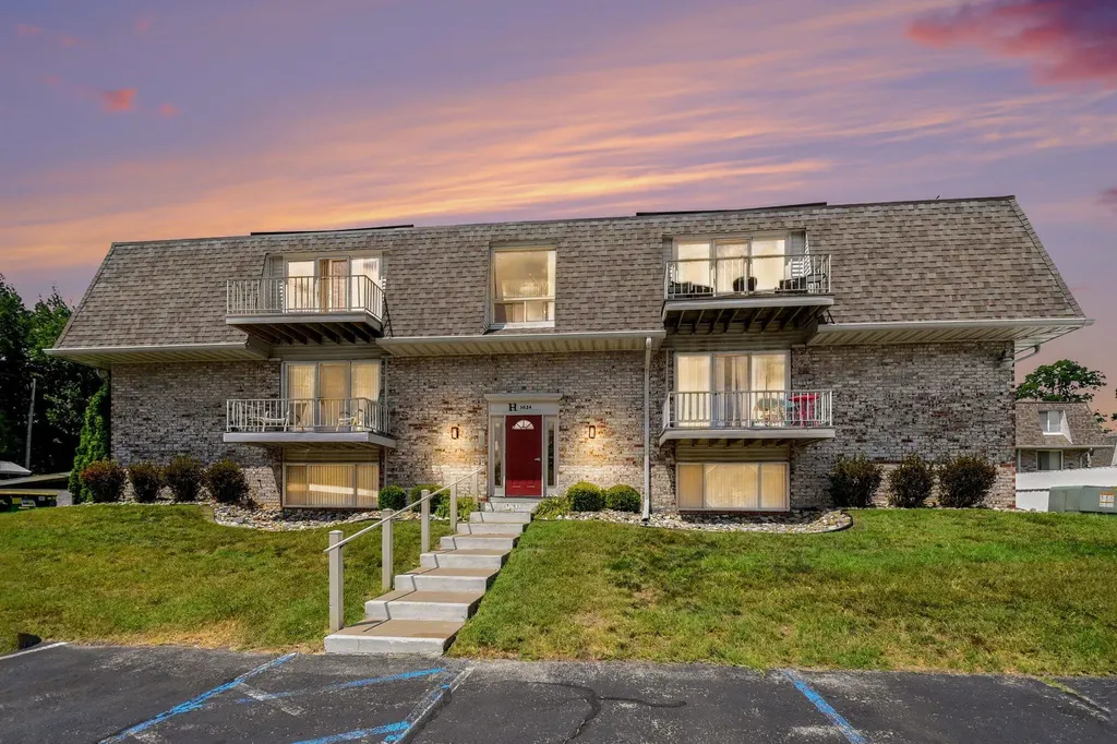3624 Lakeshore Drive St. Joseph City MI 49085
