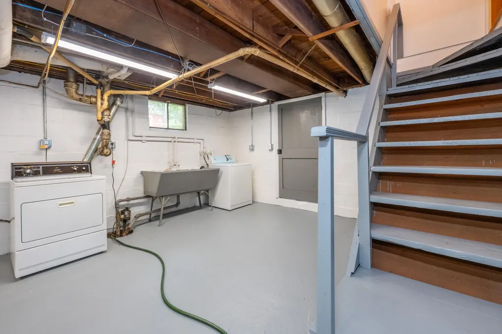 1643 Lyola Court St. Joseph Charter Township MI 49022