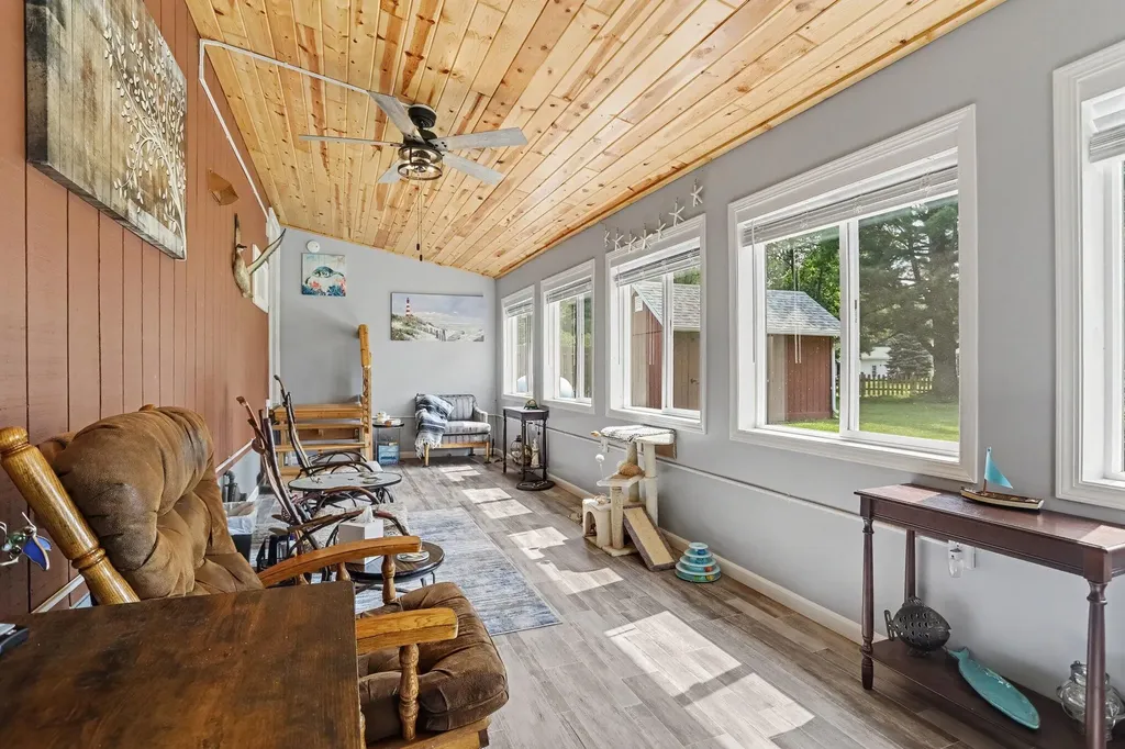 13492 Riverside Drive Constantine Township MI 49042