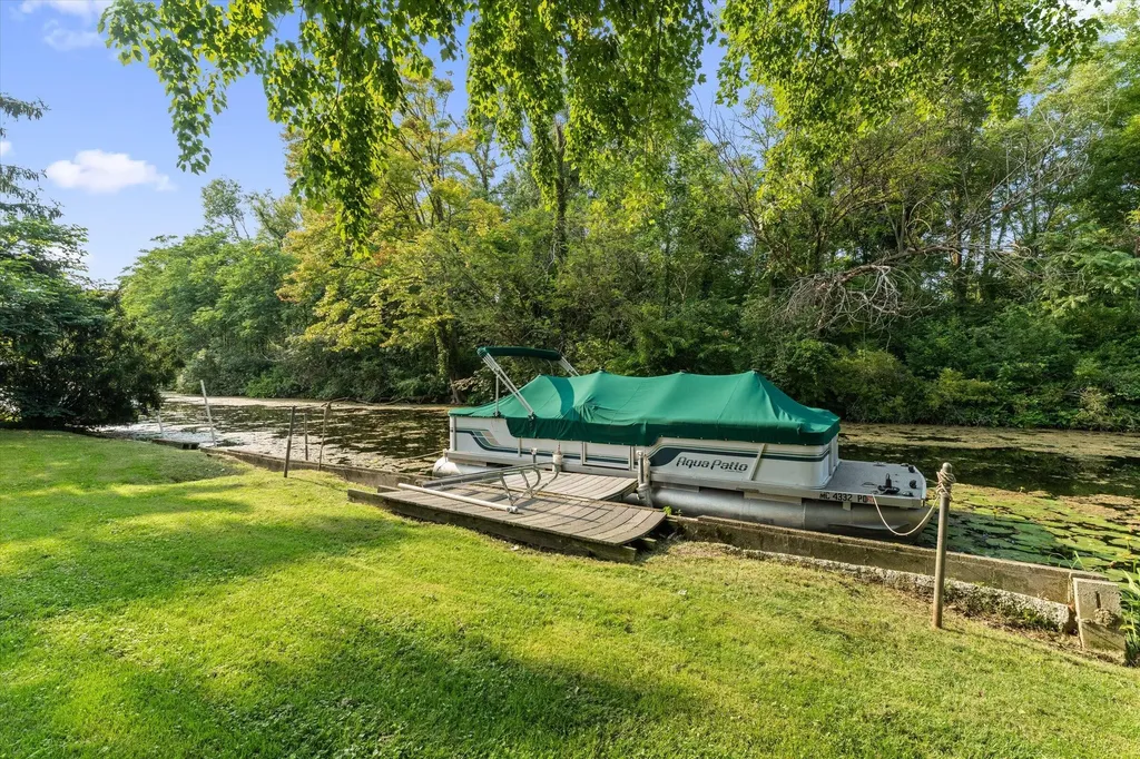 21684 Channel Parkway Ontwa Township MI 49112