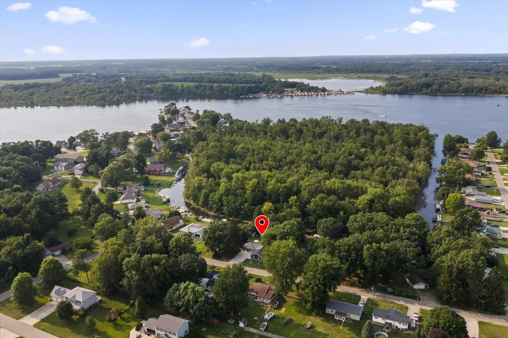 21684 Channel Parkway Ontwa Township MI 49112