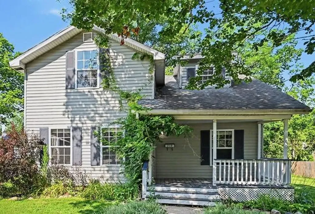 210 Days Avenue Buchanan City MI 49107