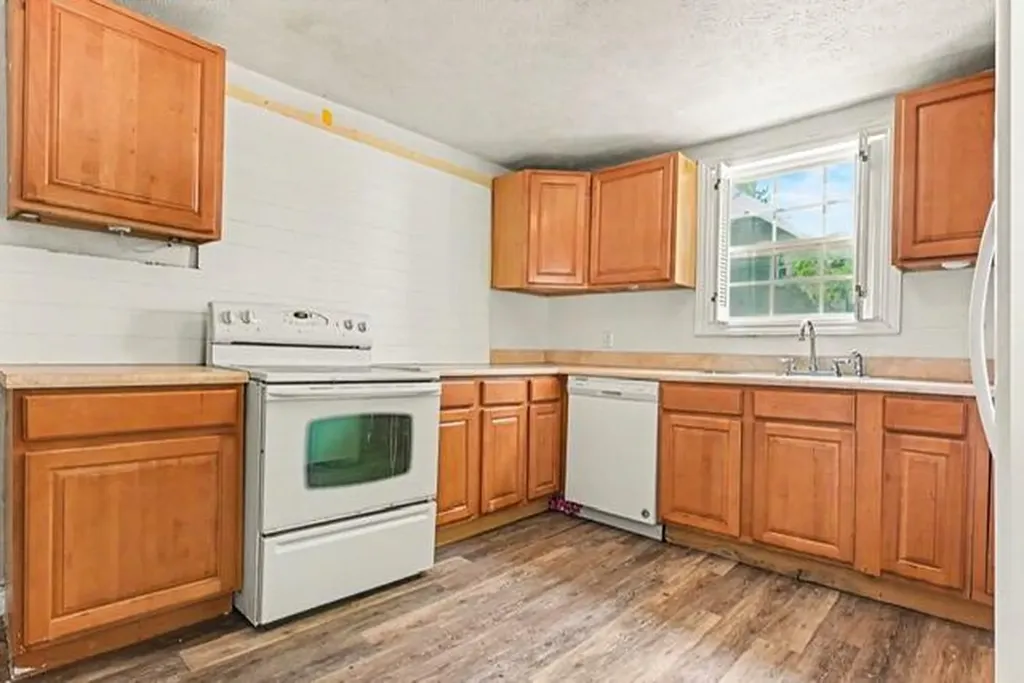 210 Days Avenue Buchanan City MI 49107