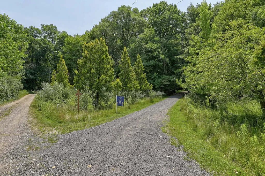 15283 Prairie Road Chikaming Township MI 49128