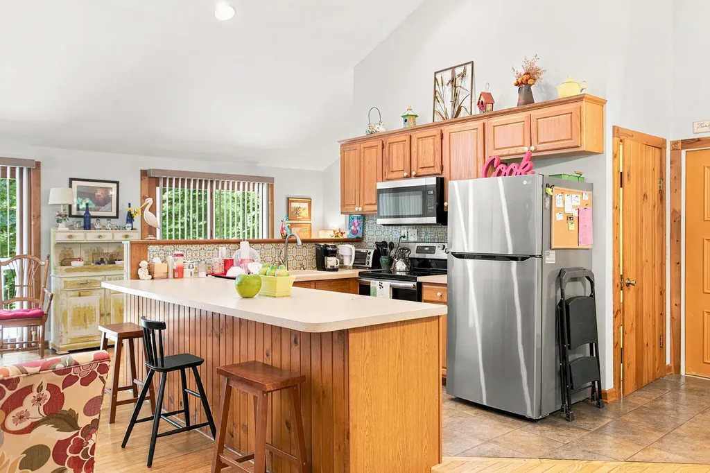 15283 Prairie Road Chikaming Township MI 49128