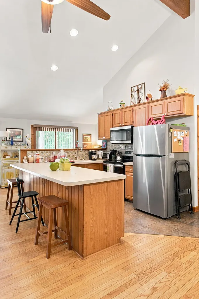 15283 Prairie Road Chikaming Township MI 49128