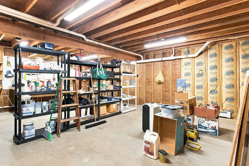 15283 Prairie Road Chikaming Township MI 49128