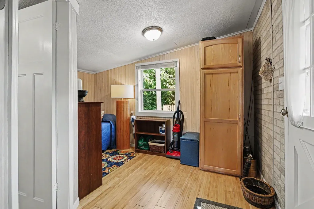 68695 Lake Court Edwardsburg Village MI 49112