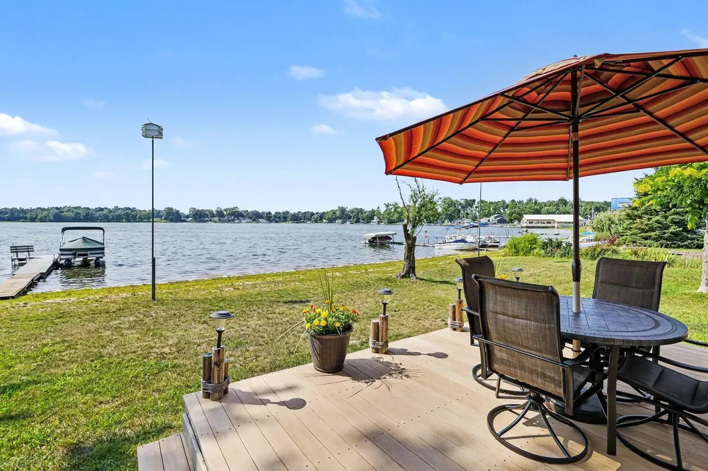 68695 Lake Court Edwardsburg Village MI 49112