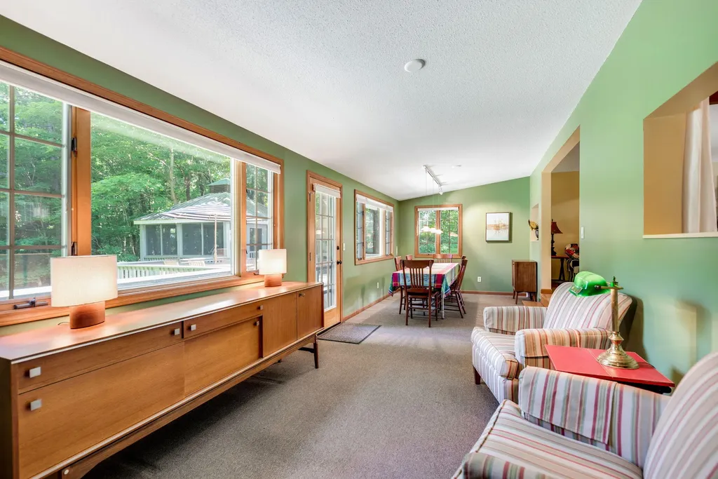 5515 Kaiser Road Chikaming Township MI 49125
