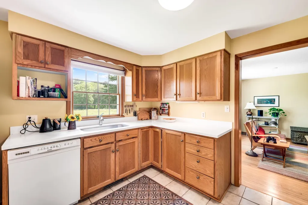 5515 Kaiser Road Chikaming Township MI 49125