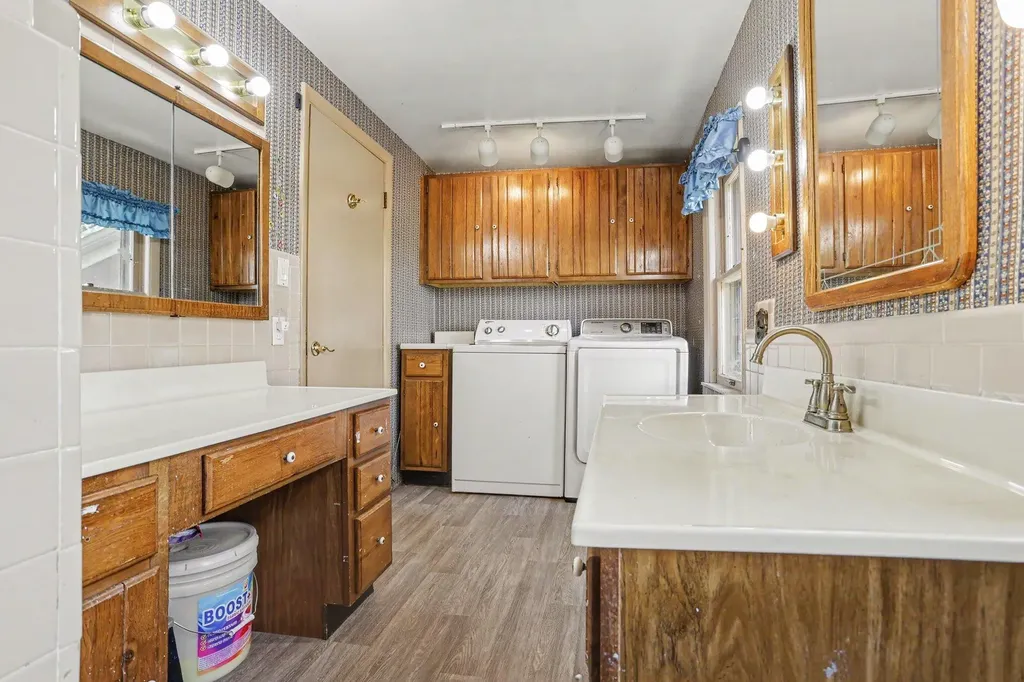 59379 Territorial Road Keeler Township MI 49045