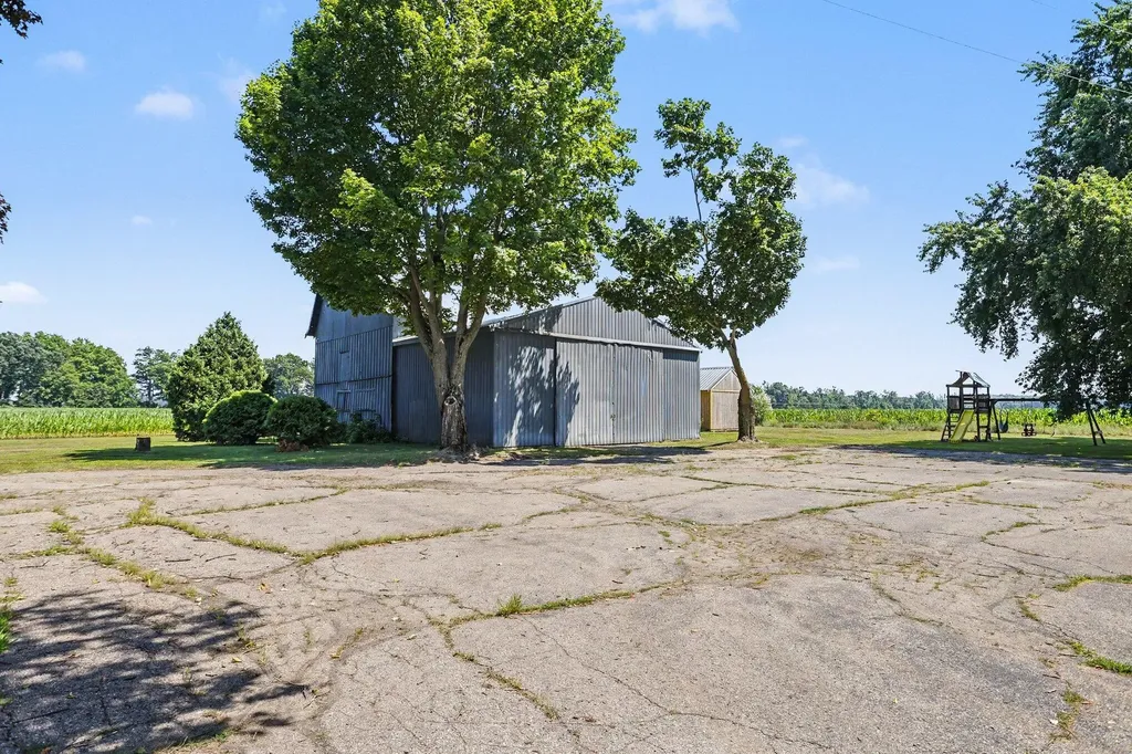 59379 Territorial Road Keeler Township MI 49045