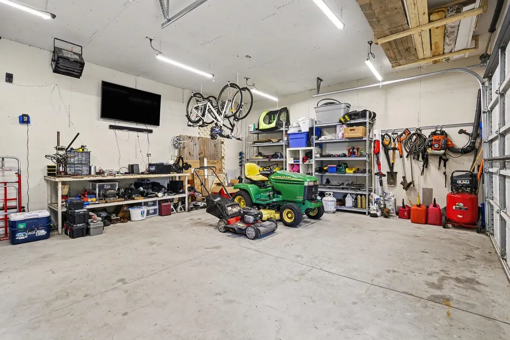 26830 Hamilton Street Edwardsburg Village MI 49112