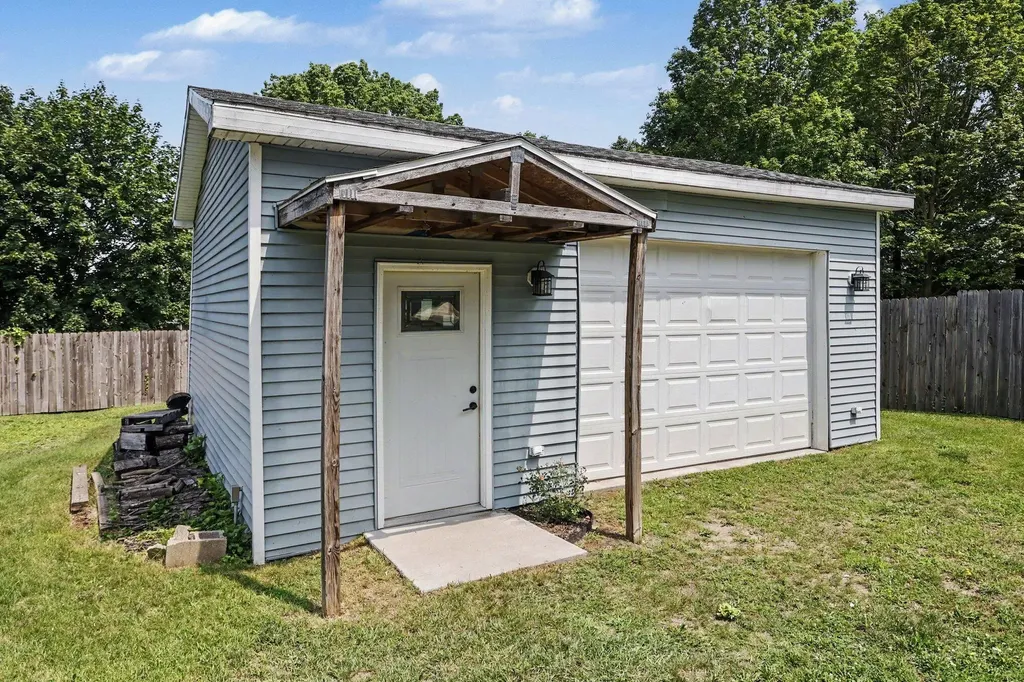 26830 Hamilton Street Edwardsburg Village MI 49112