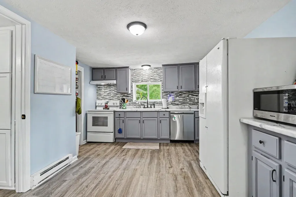 26830 Hamilton Street Edwardsburg Village MI 49112