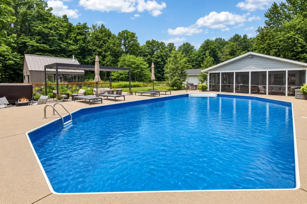 14147 Wildwood Lane Chikaming Township MI 49115