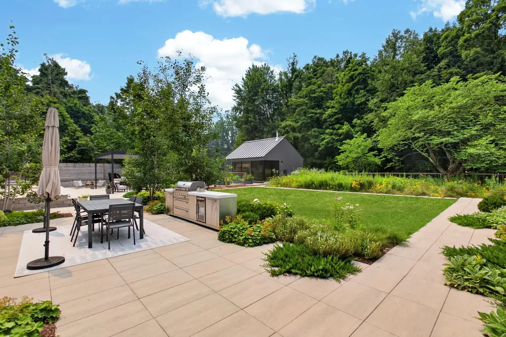 14147 Wildwood Lane Chikaming Township MI 49115