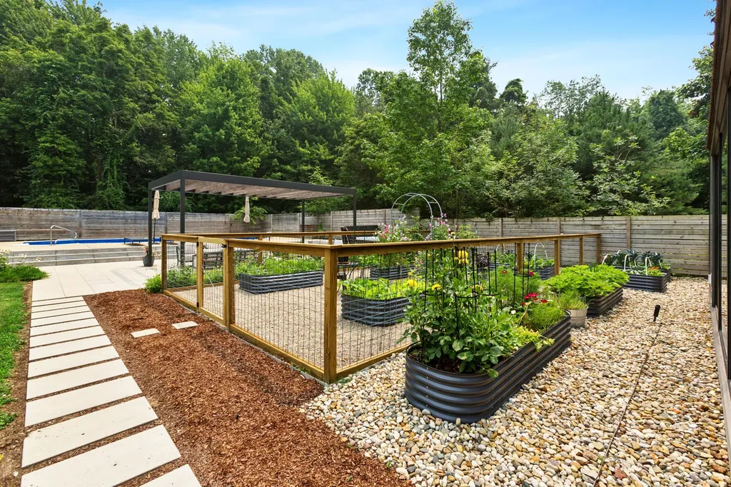 14147 Wildwood Lane Chikaming Township MI 49115