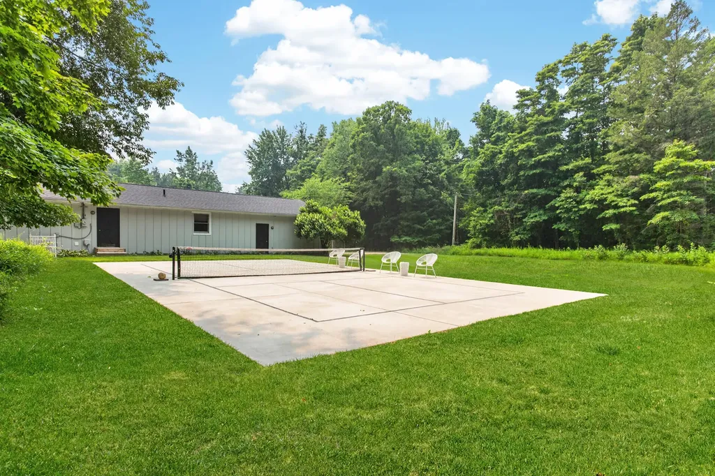 14147 Wildwood Lane Chikaming Township MI 49115