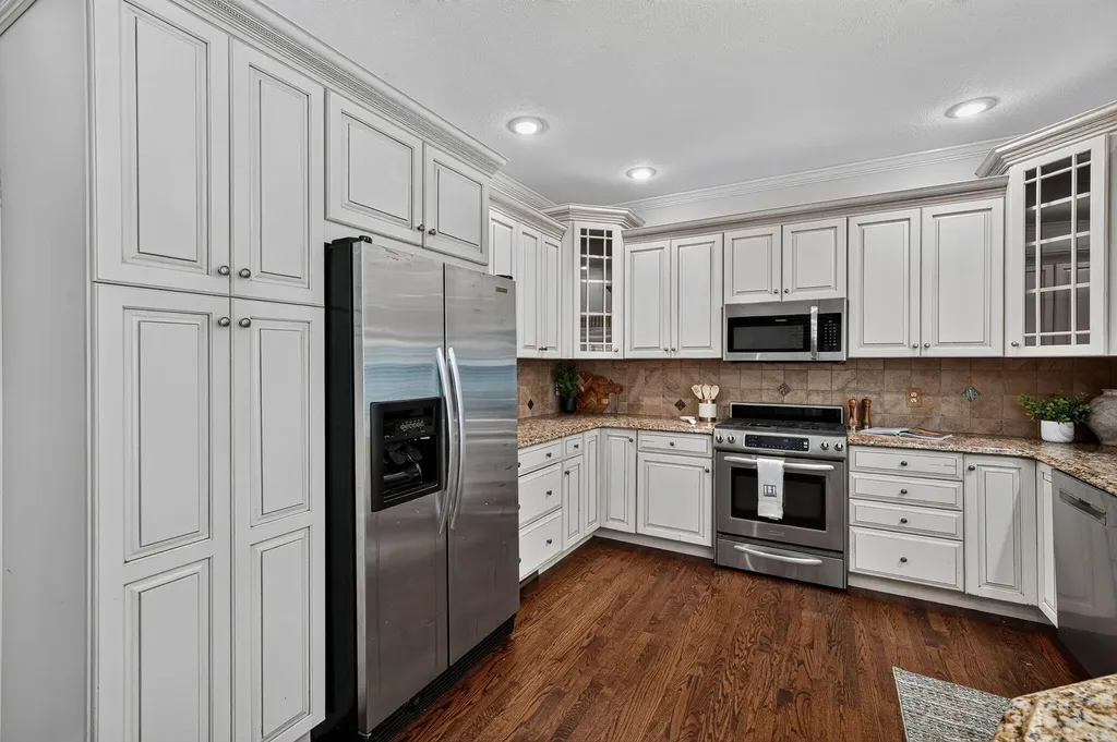 33141 Glen Eagle Court Milton Township MI 49120